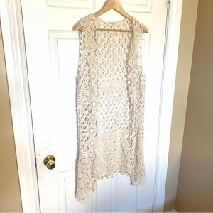 Rebellion Cream Crochet Lace Sleeveless Cardigan Size M